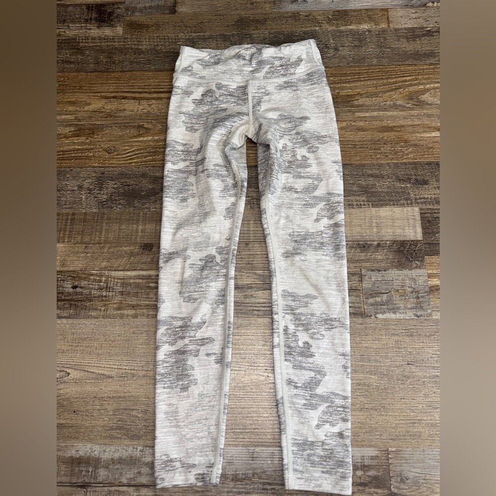 Athleta Girl Printed Chit Chat Tight Medium 8‎ 10 Gray Camo Leggings